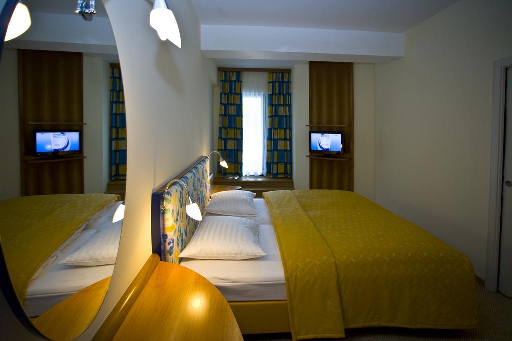 Starlight Suites Hotel Βουκουρέστι Εξωτερικό φωτογραφία